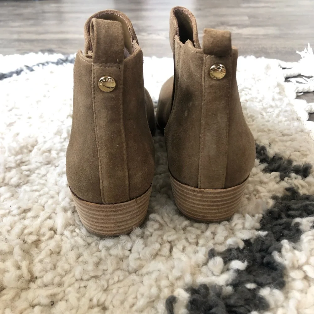 Michael Kors Shaw Suede Ankle Boots tan khaki taupe leather low block heel 7